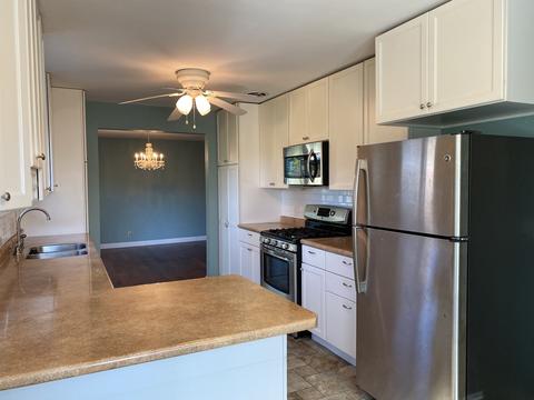 907 Vale St, Bloomington, IL 61701 photo 7