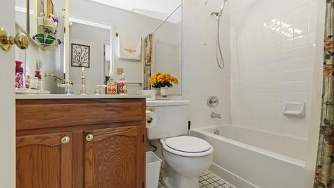 630 W Paddock Dr, Wheeling, IL 60090 photo 15