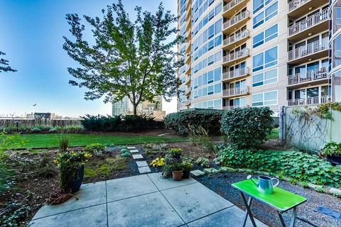 807 Davis St #710, Evanston, IL 60201 photo 15