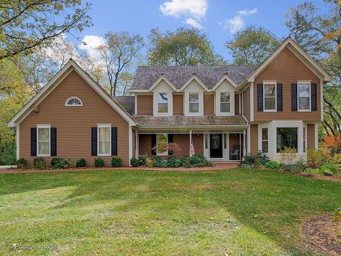 2 S045 Twin Oaks Dr, Wheaton, IL 60189 photo 2
