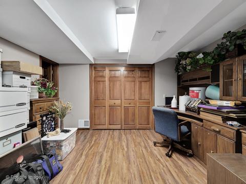 2 S045 Twin Oaks Dr, Wheaton, IL 60189 photo 23