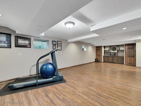 2 S045 Twin Oaks Dr, Wheaton, IL 60189 photo 21