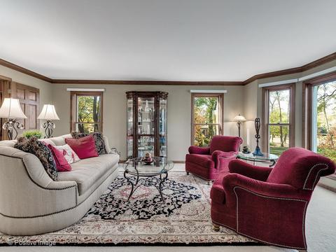 2 S045 Twin Oaks Dr, Wheaton, IL 60189 photo 13