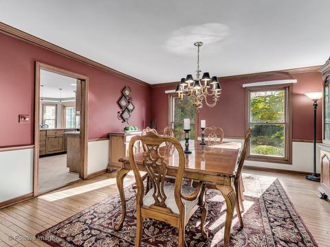 2 S045 Twin Oaks Dr, Wheaton, IL 60189 photo 11