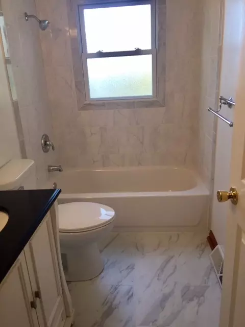 16518 California Ave, Markham, IL 60426 photo 8