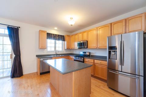 486 Prestwick Ln, Wheeling, IL 60090 photo 3