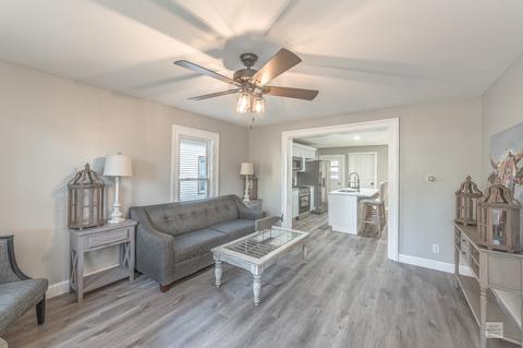 216 E Clark St, Plano, IL 60545 photo 4
