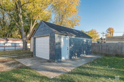 216 E Clark St, Plano, IL 60545 photo 15