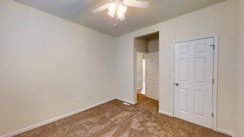 318 E Locust St, Bloomington, IL 61701 photo 28