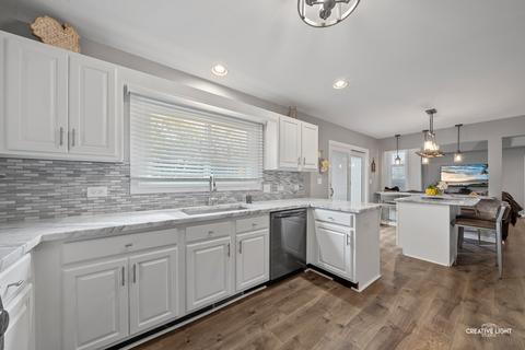 858 Kent Cir, Bartlett, IL 60103 photo 15