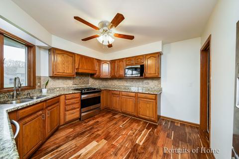 39 W237 Hogan Hl, Elgin, IL 60124 photo 5