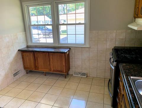 175 N Mount Prospect Rd, Des Plaines, IL 60016 photo 11