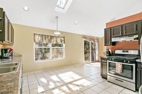 3903 Anne St, Mchenry, IL 60050 photo 9