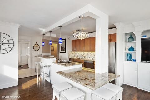30 E Huron St #5004, Chicago, IL 60611 photo 3