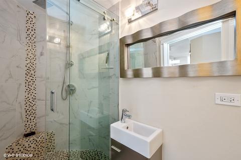 30 E Huron St #5004, Chicago, IL 60611 photo 17
