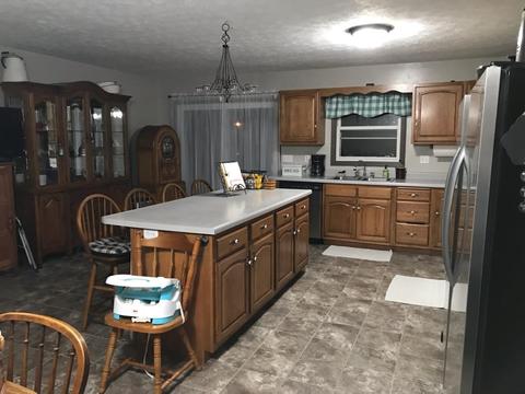 314 N 3rd Ave, Chenoa, IL 61726 photo 2