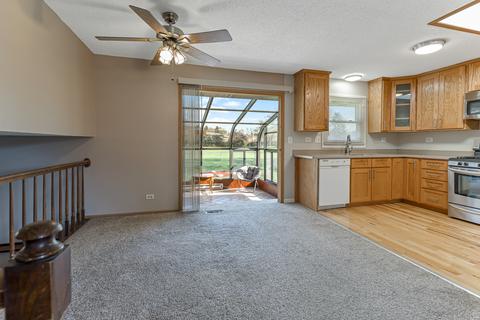 1171 Independence Dr, Bartlett, IL 60103 photo 6