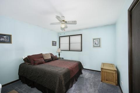 8035 S Oketo Ave, Bridgeview, IL 60455 photo 11