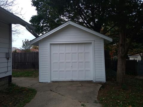 159 Moseley St, Elgin, IL 60123 photo 7