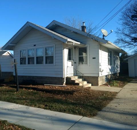 159 Moseley St, Elgin, IL 60123 photo 1
