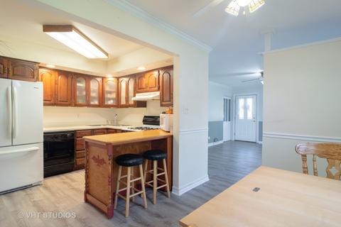 190 Westview St, Hoffman Estates, IL 60169 photo 4