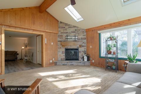 190 Westview St, Hoffman Estates, IL 60169 photo 9