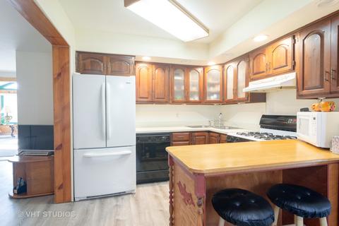 190 Westview St, Hoffman Estates, IL 60169 photo 5