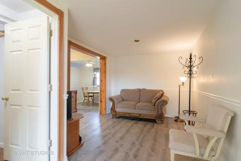 190 Westview St, Hoffman Estates, IL 60169 photo 10