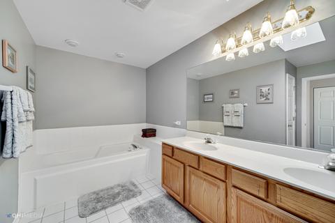 1462 Saddleridge Pl, Bartlett, IL 60103 photo 17