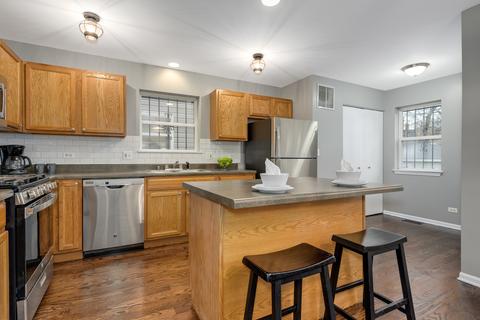 1511 E 72nd Pl, Chicago, IL 60619 photo 13