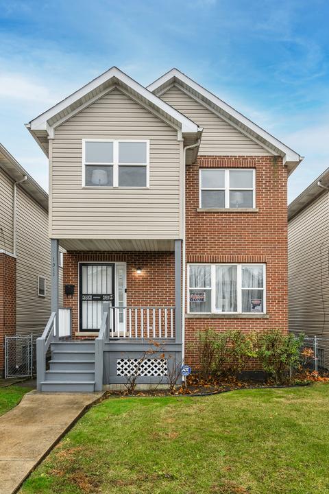 1511 E 72nd Pl, Chicago, IL 60619 photo 1
