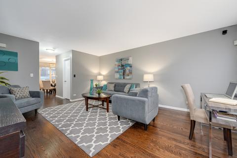 1511 E 72nd Pl, Chicago, IL 60619 photo 2