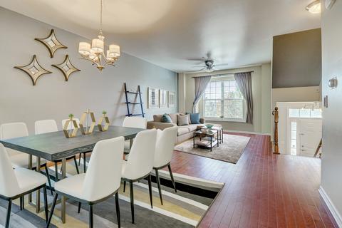 1959 Potomac Ct, Wheeling, IL 60090 photo 2