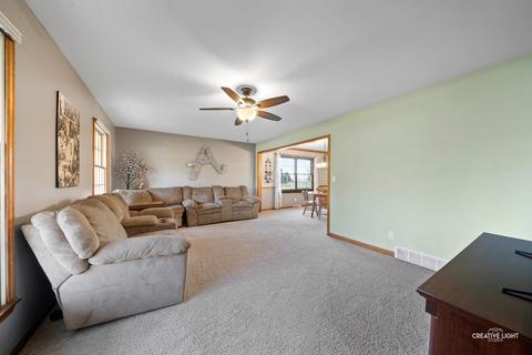 48 W101 Pine Tree Dr, Maple Park, IL 60151 photo 4