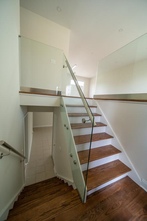 5198 Chambers Dr, Hoffman Estates, IL 60010 photo 3