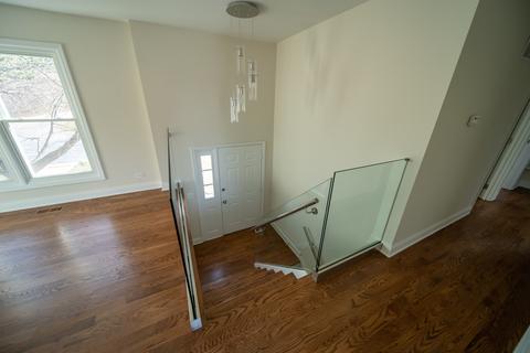 5198 Chambers Dr, Hoffman Estates, IL 60010 photo 5