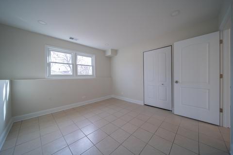 5198 Chambers Dr, Hoffman Estates, IL 60010 photo 19