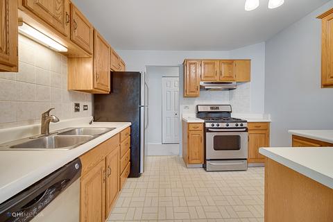 1610 Warwick Ct #A-2, Wheeling, IL 60090 photo 6