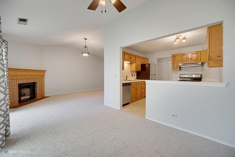 1610 Warwick Ct #A-2, Wheeling, IL 60090 photo 5