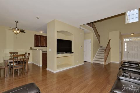 156 Durango Dr, Gilberts, IL 60136 photo 5