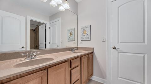 2070 Windham Cir, Wheaton, IL 60187 photo 26