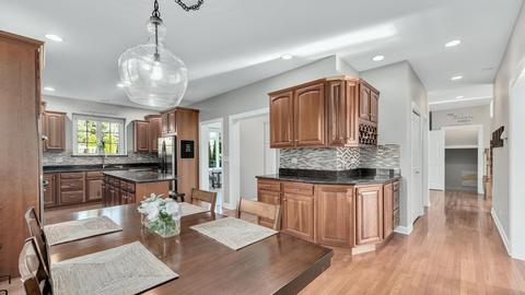 2070 Windham Cir, Wheaton, IL 60187 photo 15
