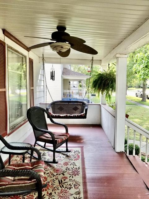 302 E Delaware St, Dwight, IL 60420 photo 2