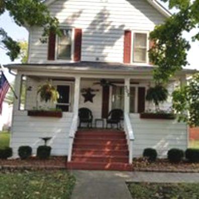 302 E Delaware St, Dwight, IL 60420 photo 1