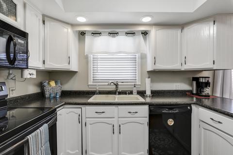 407 S Bryan St, Sidney, IL 61877 photo 8
