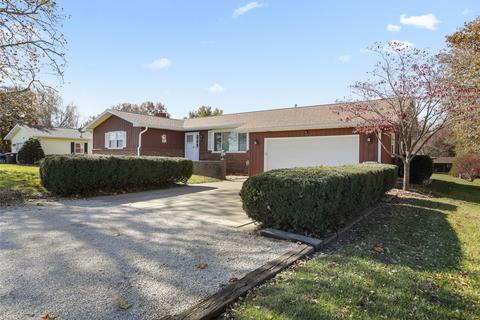 407 S Bryan St, Sidney, IL 61877 photo 2