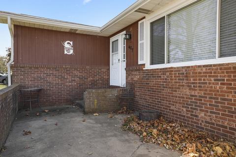 407 S Bryan St, Sidney, IL 61877 photo 3