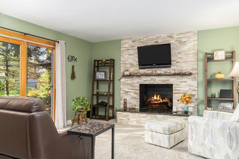 2024 Glencoe St, Wheaton, IL 60187 photo 12