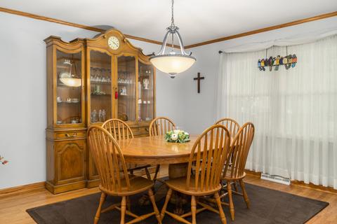 2024 Glencoe St, Wheaton, IL 60187 photo 8