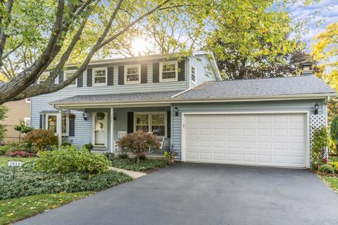 2024 Glencoe St, Wheaton, IL 60187 photo 2
